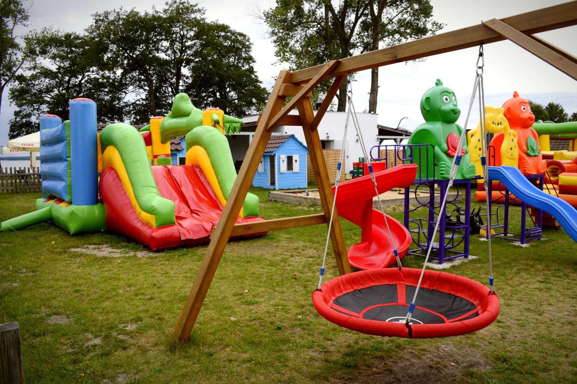 Camping Szczecinek Domy Wypoczynkowe Exterior foto
