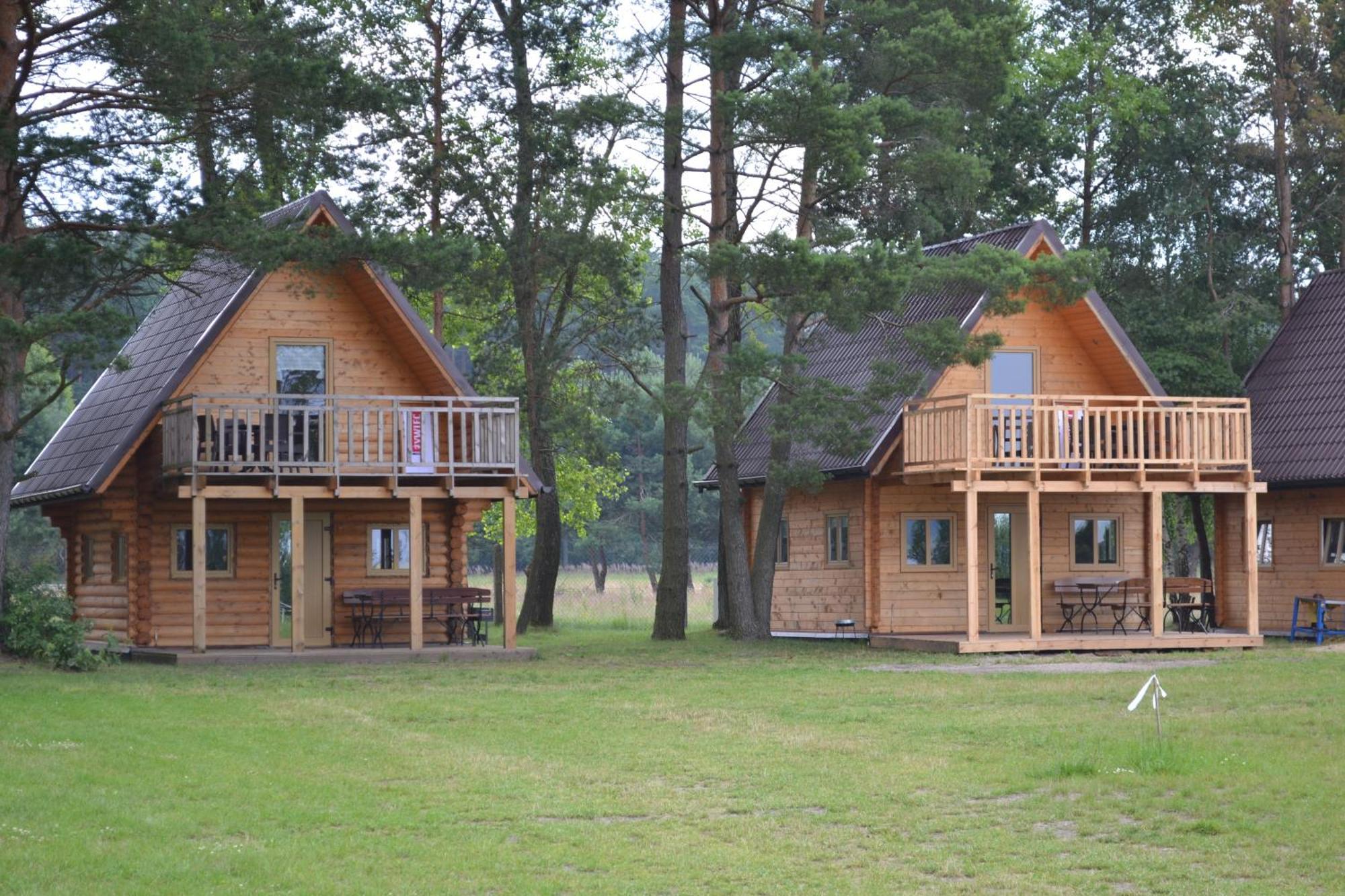 Camping Szczecinek Domy Wypoczynkowe Exterior foto