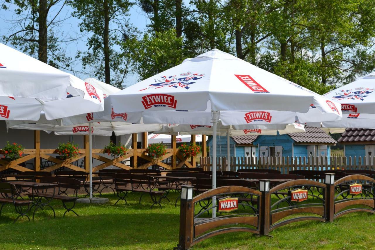 Camping Szczecinek Domy Wypoczynkowe Exterior foto
